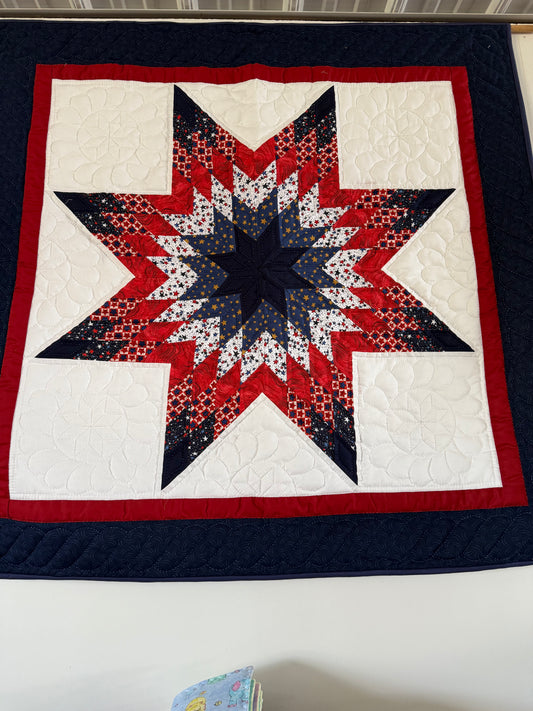 Amish hand quilted  lap quilt and/or wall hanging - Simple Life Amish Store