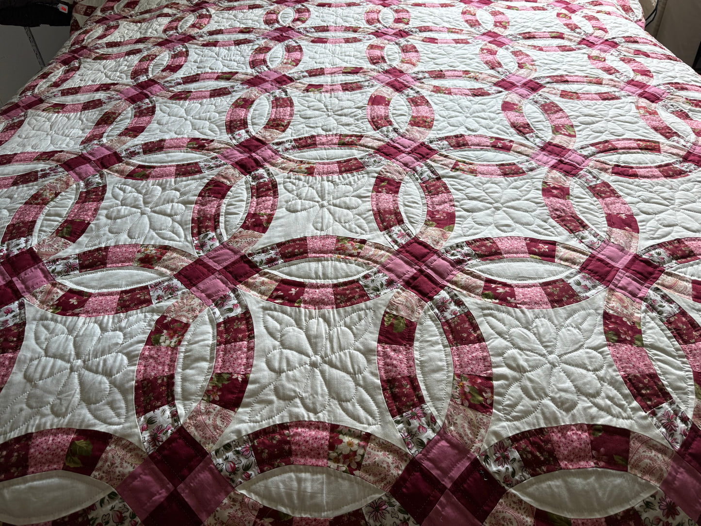 Amish Quilt (Wedding Ring Pink)