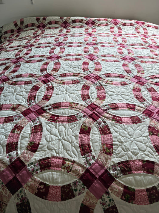 Amish  Quilt (Wedding Ring Pink)