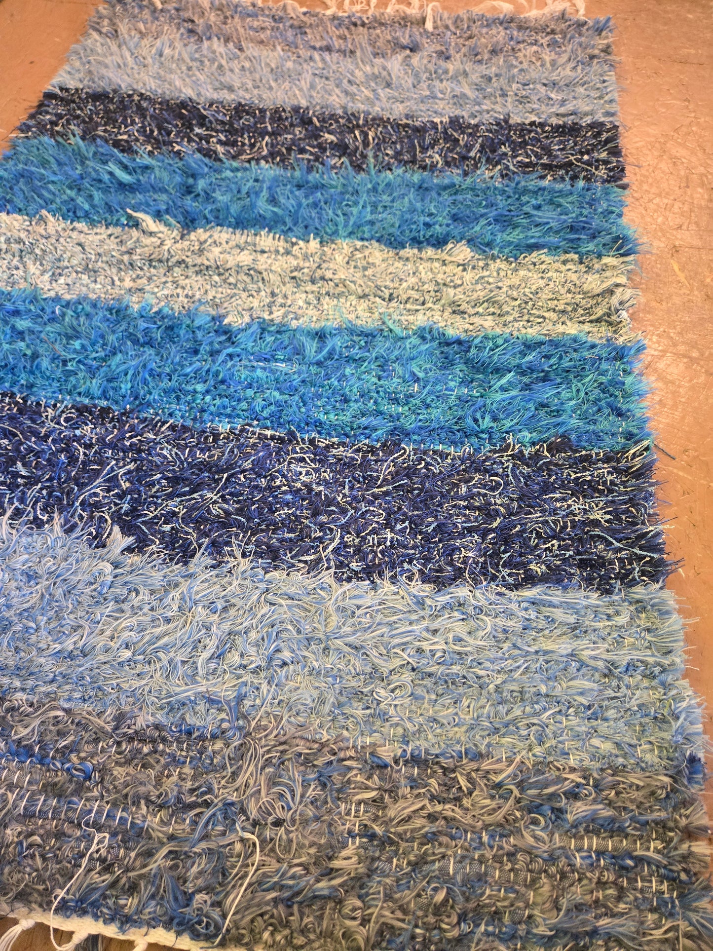 Amish Made Hand-Loomed Rug (44"x26")