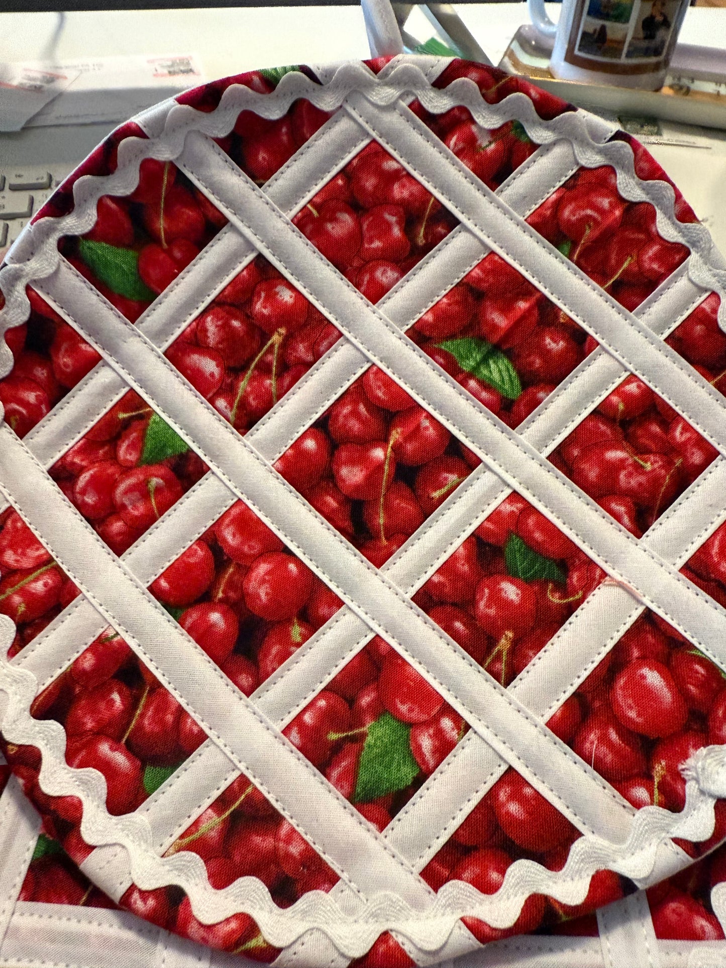 Amish Made Berry Pie Pot Holder - Simple Life Amish Store