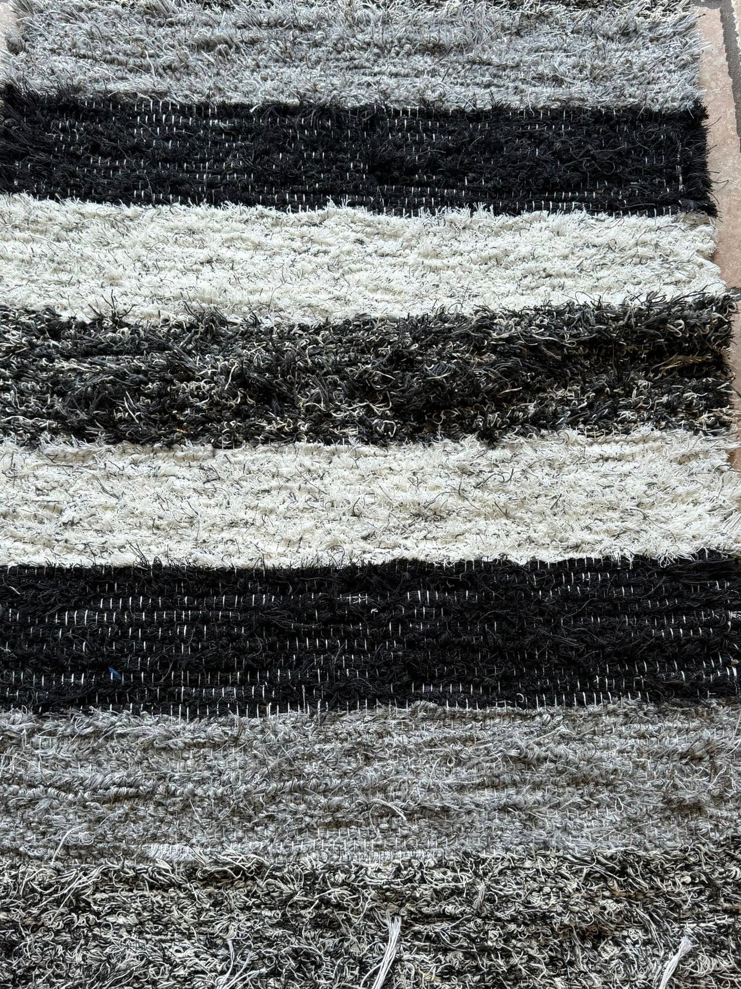Amish Made Woven Rugs ((Black, grey, white) (26” x 44”) - Simple Life Amish Store