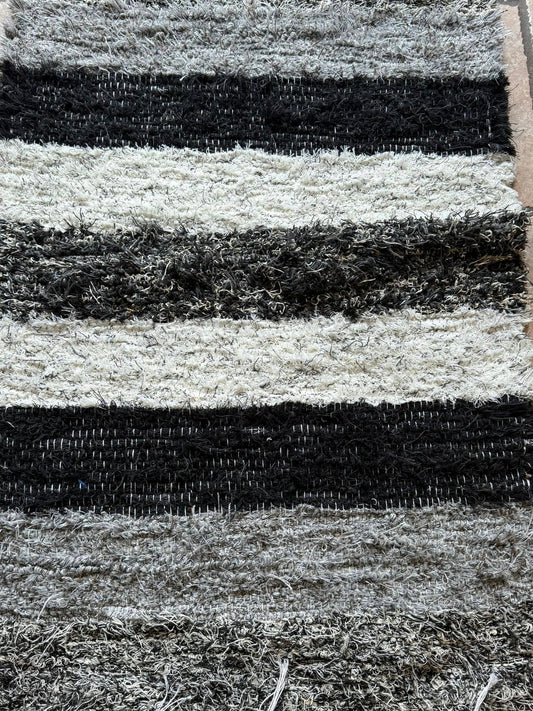 Amish Made Woven Rugs ((Black, grey, white) (26” x 44”) - Simple Life Amish Store