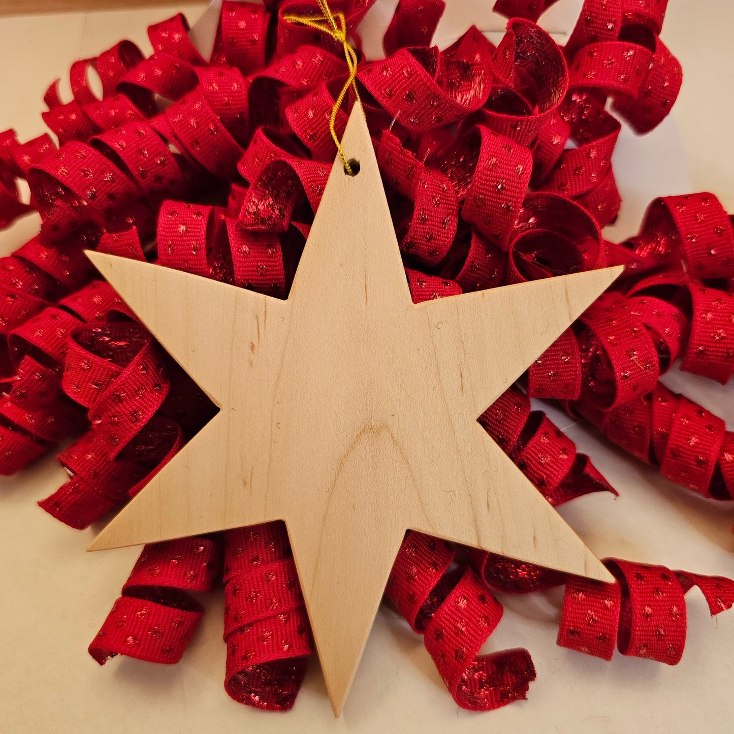 Christmas star (wooden ornament) made by Amish woodworker Dan Mast - Simple Life Amish Store