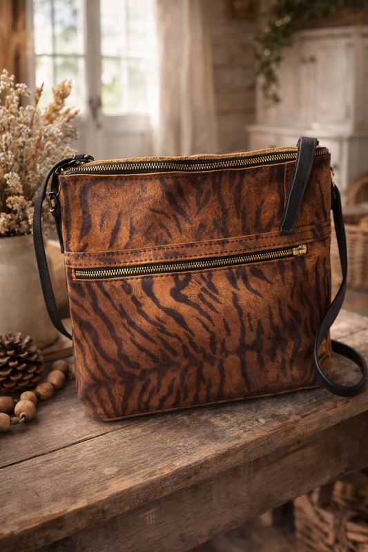 Unique Leather Tote/Purse - Handmade CUSTOM Leather Tote/Purse by local Amish Artisans (MADE TO ORDER!) Size MEDIUM - Simple Life Amish Store