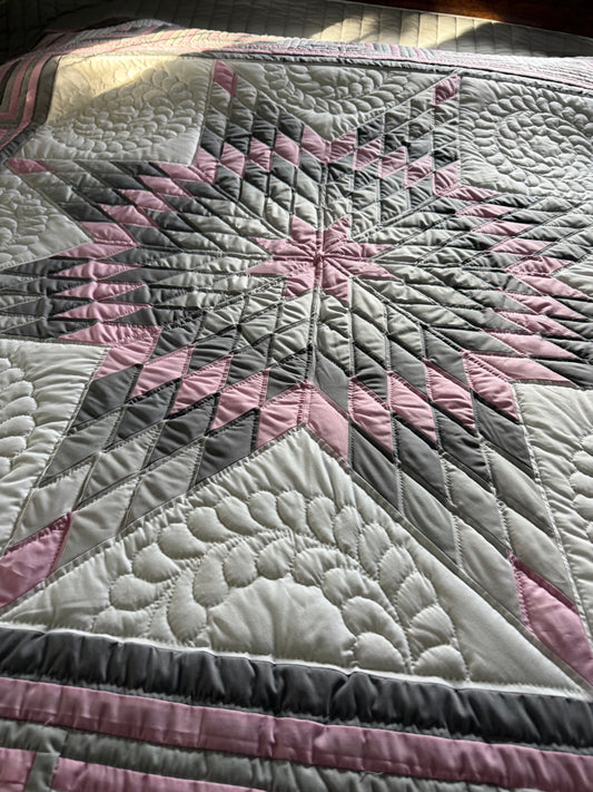 Log Cabin Star Quilt (Pink and grey) - Simple Life Amish Store