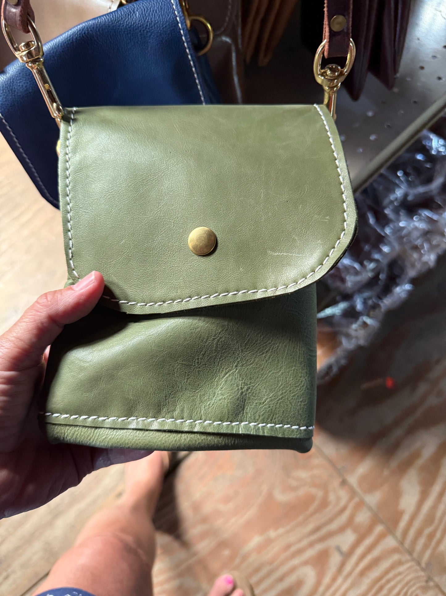 Leather Cross Body Purse - Handmade CUSTOM Leather Purse by local Amish Artisans (MADE TO ORDER!) - Simple Life Amish Store