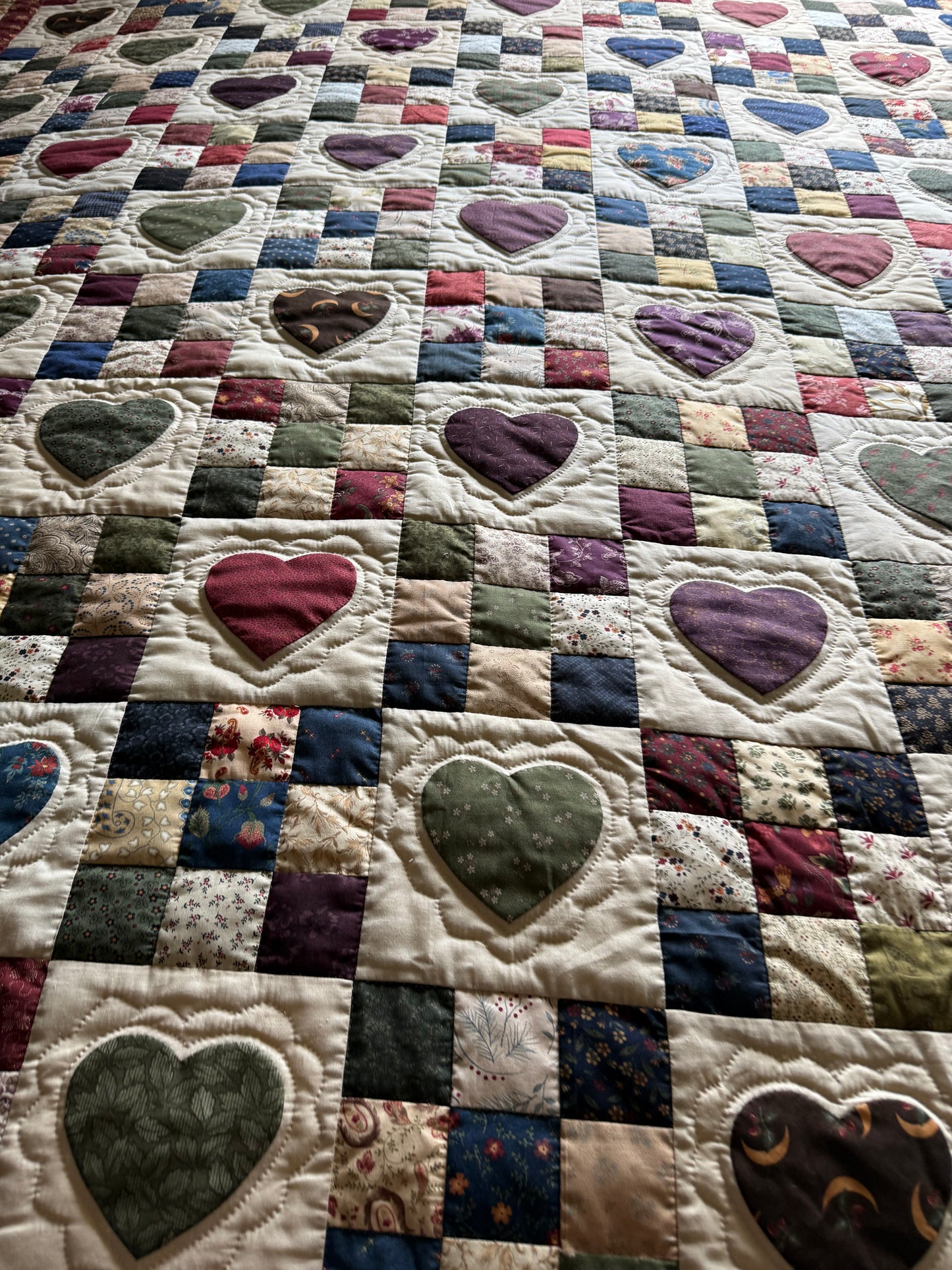 Amish Quilt (Nine-patch hearts)