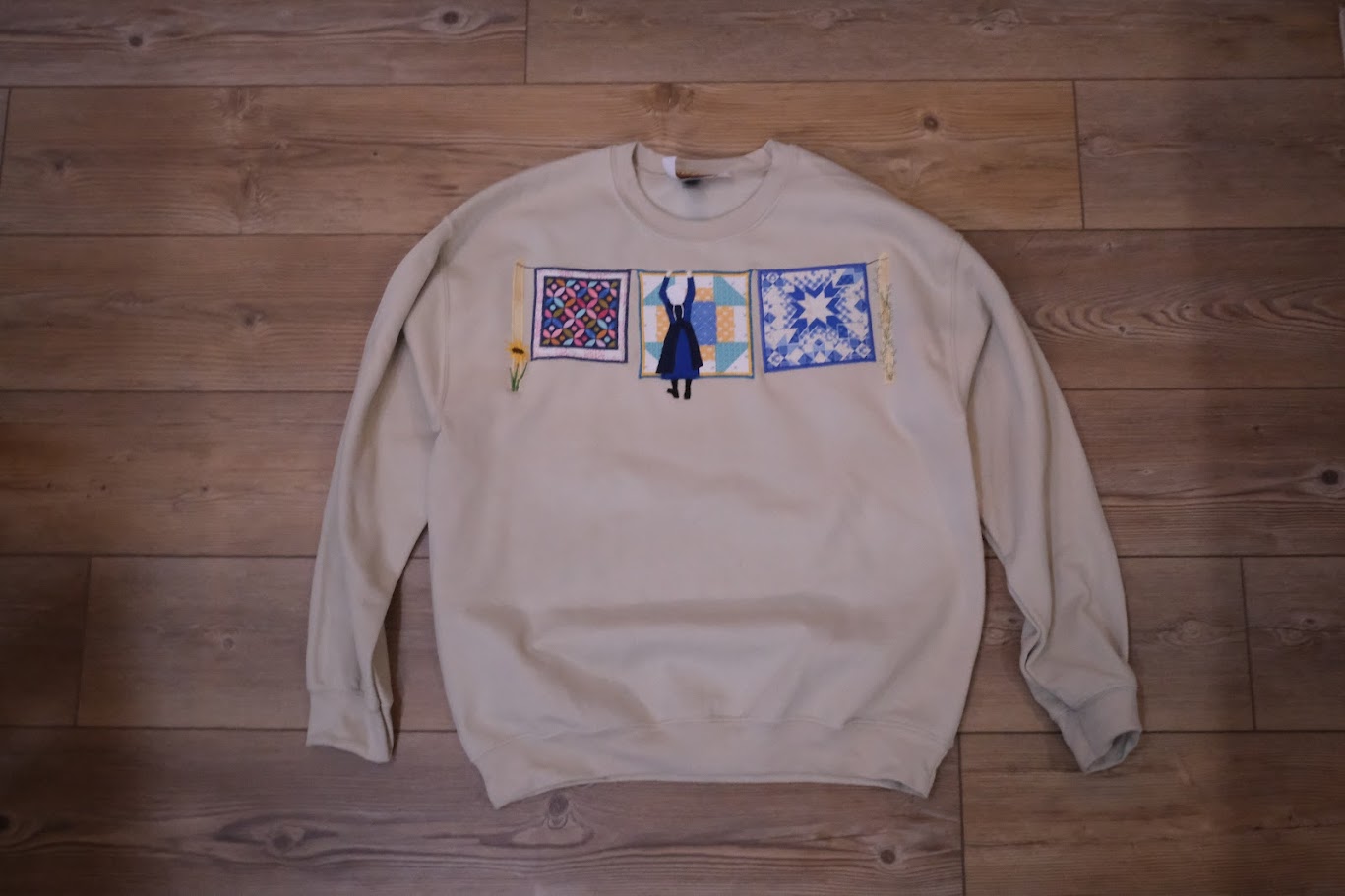 Hand-made Amish Sweatshirt (Quilts for Sale!) - Simple Life Amish Store