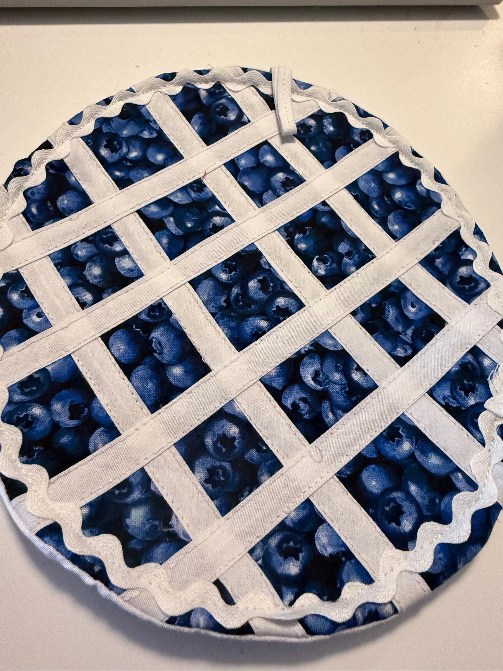 Amish Made Berry Pie Pot Holder - Simple Life Amish Store