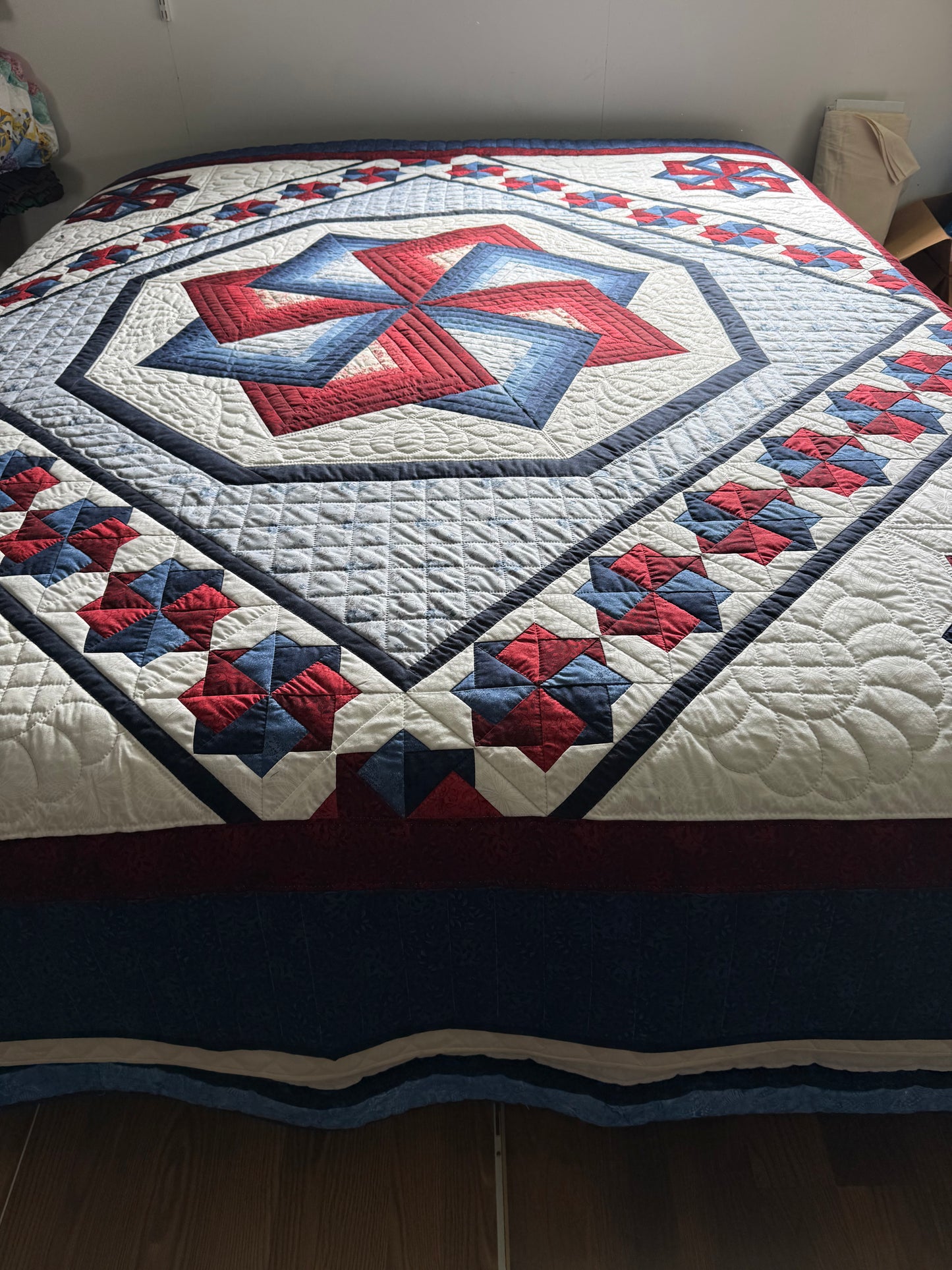 Amish Quilt (Spinning Star)