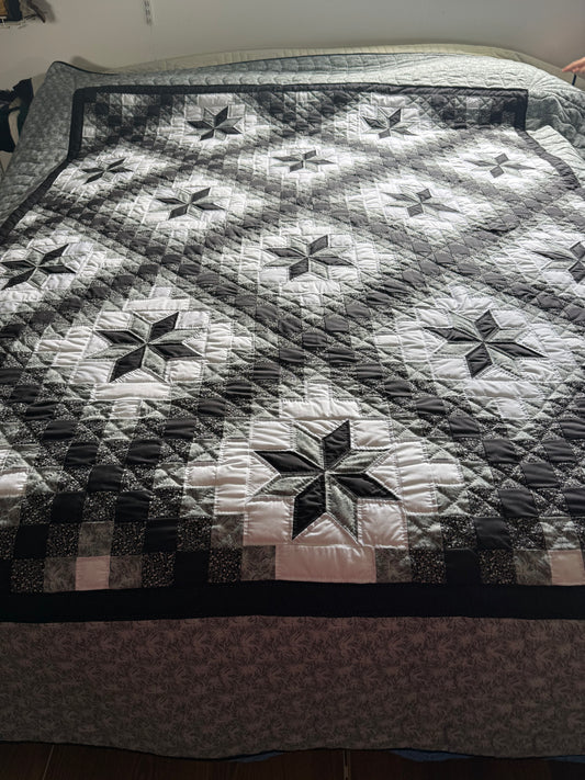 Amish  Quilt (Irish Chain Star )