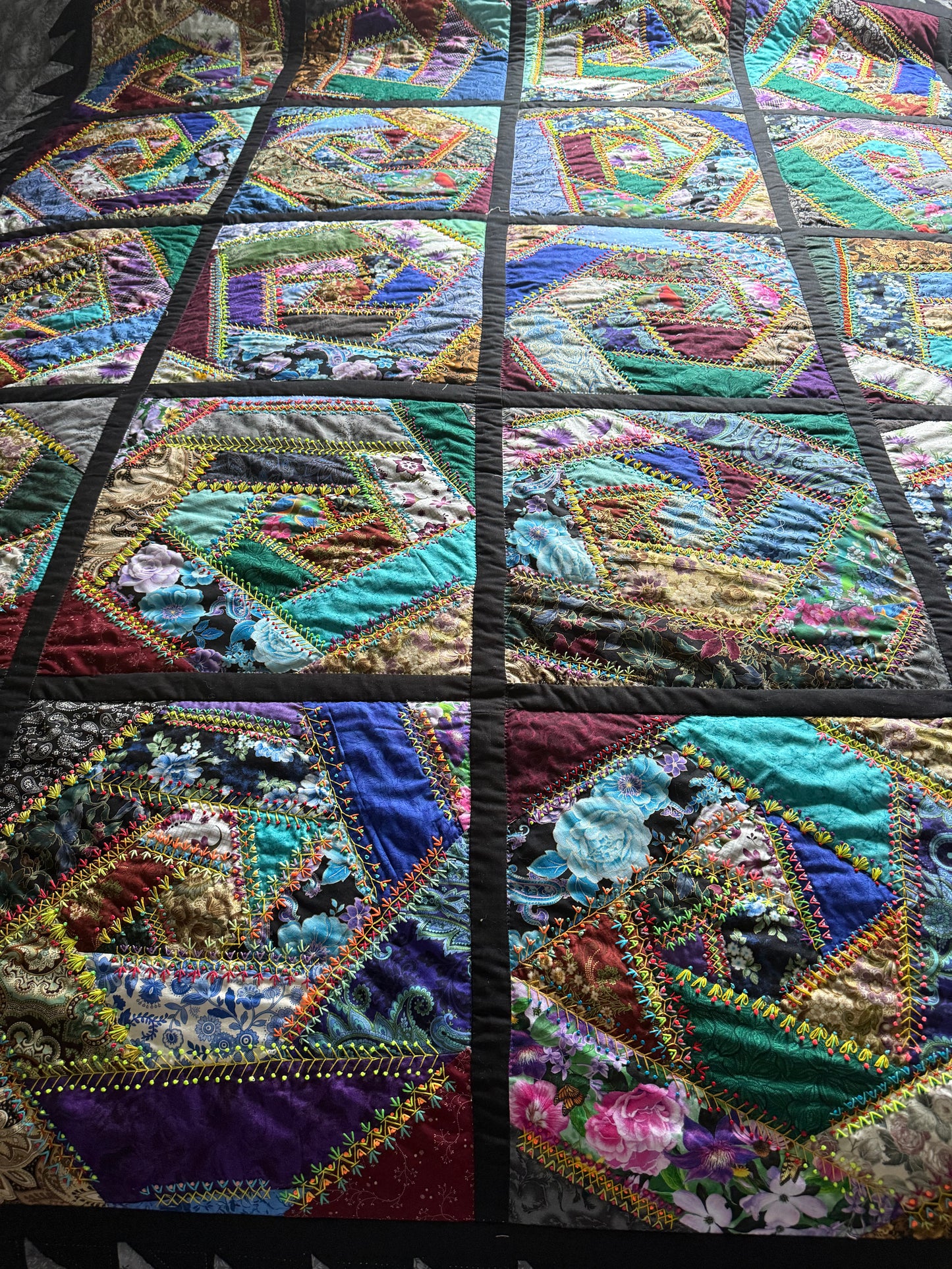 Amish Quilt (CRazy Patch)