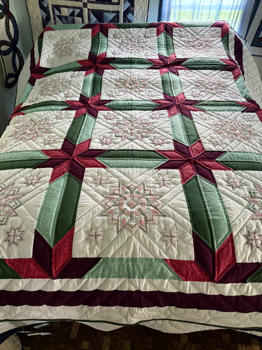 Amish Quilt (Star of Bethlehem or Star flower with embroidery)