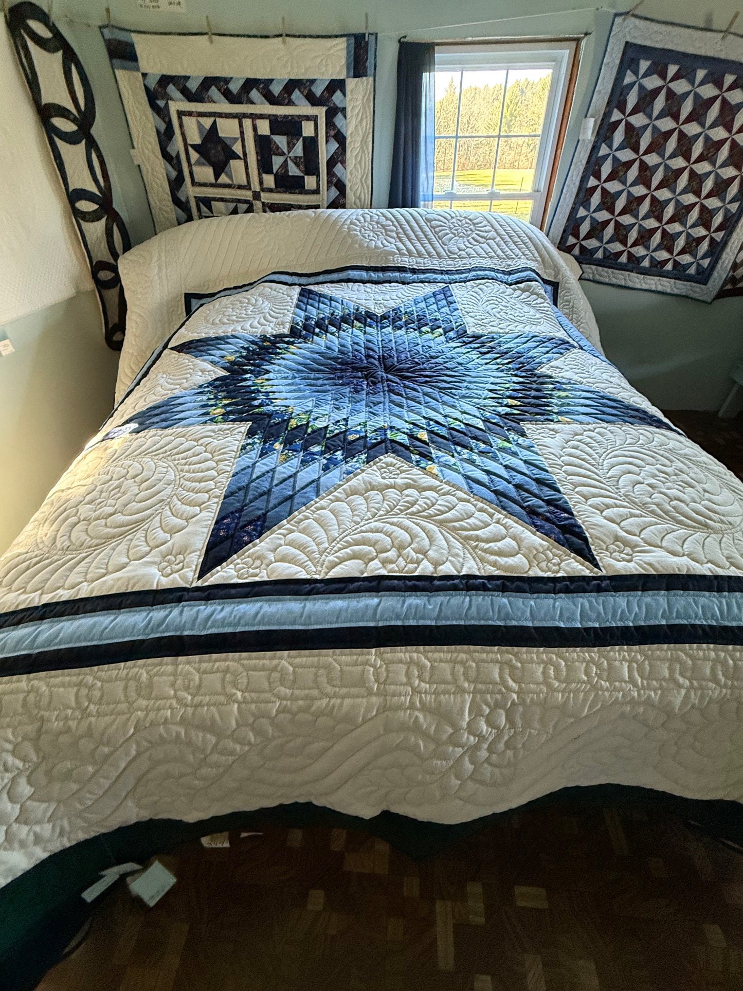 Amish Quilt ( Lone Star) - Simple Life Amish Store