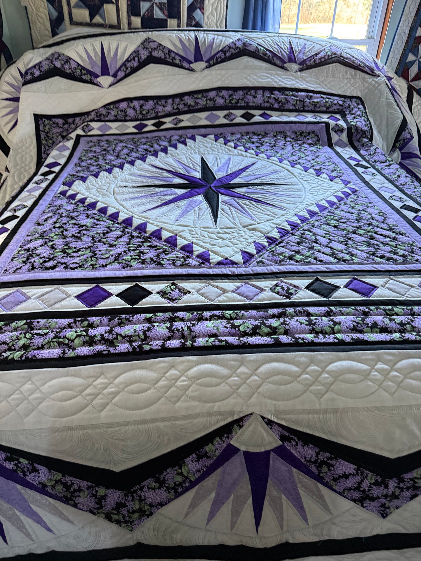Amish Quilt (Mariner’s Compass) - Simple Life Amish Store