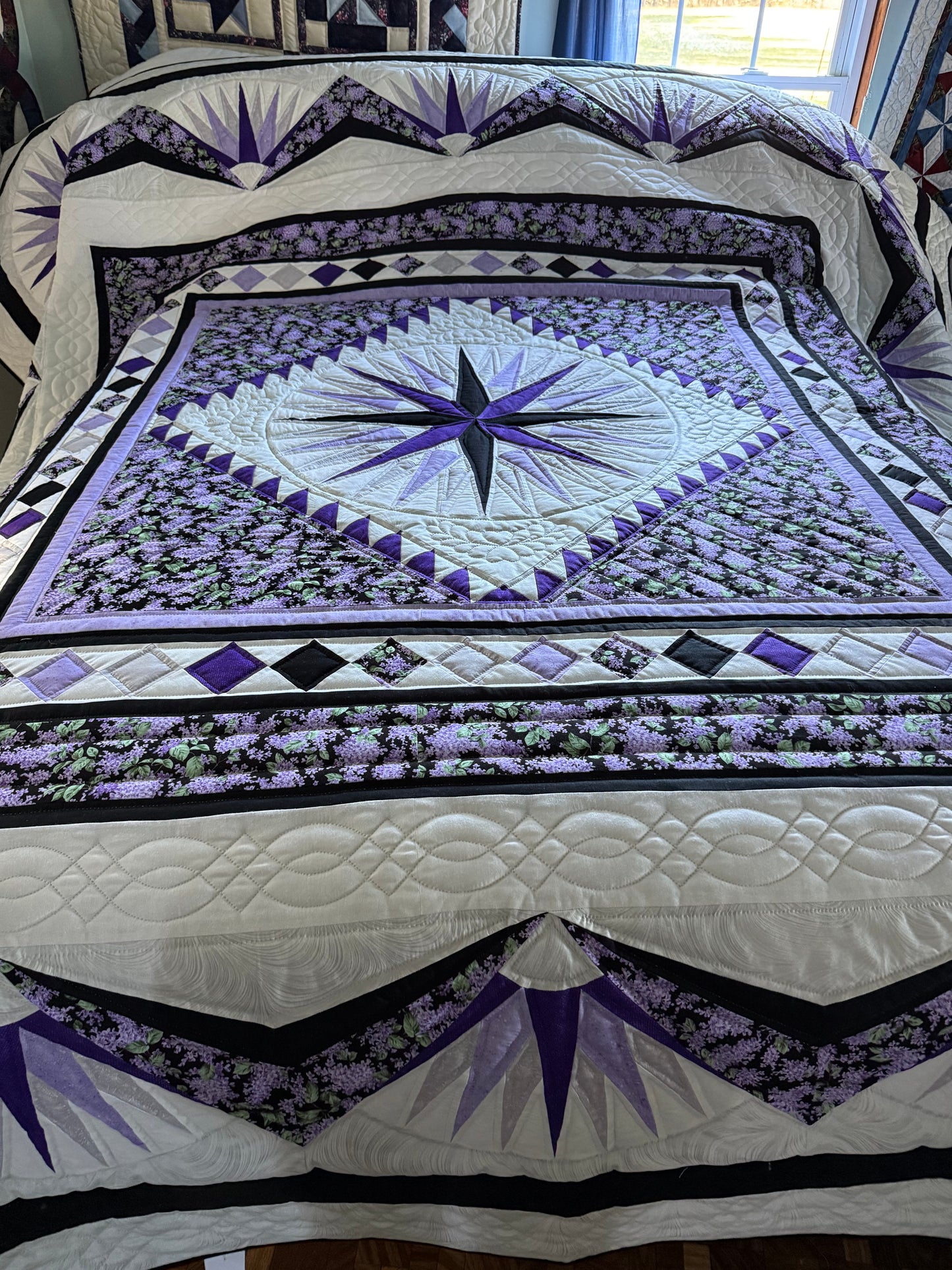 Amish Quilt (Mariner’s Compass) - Simple Life Amish Store