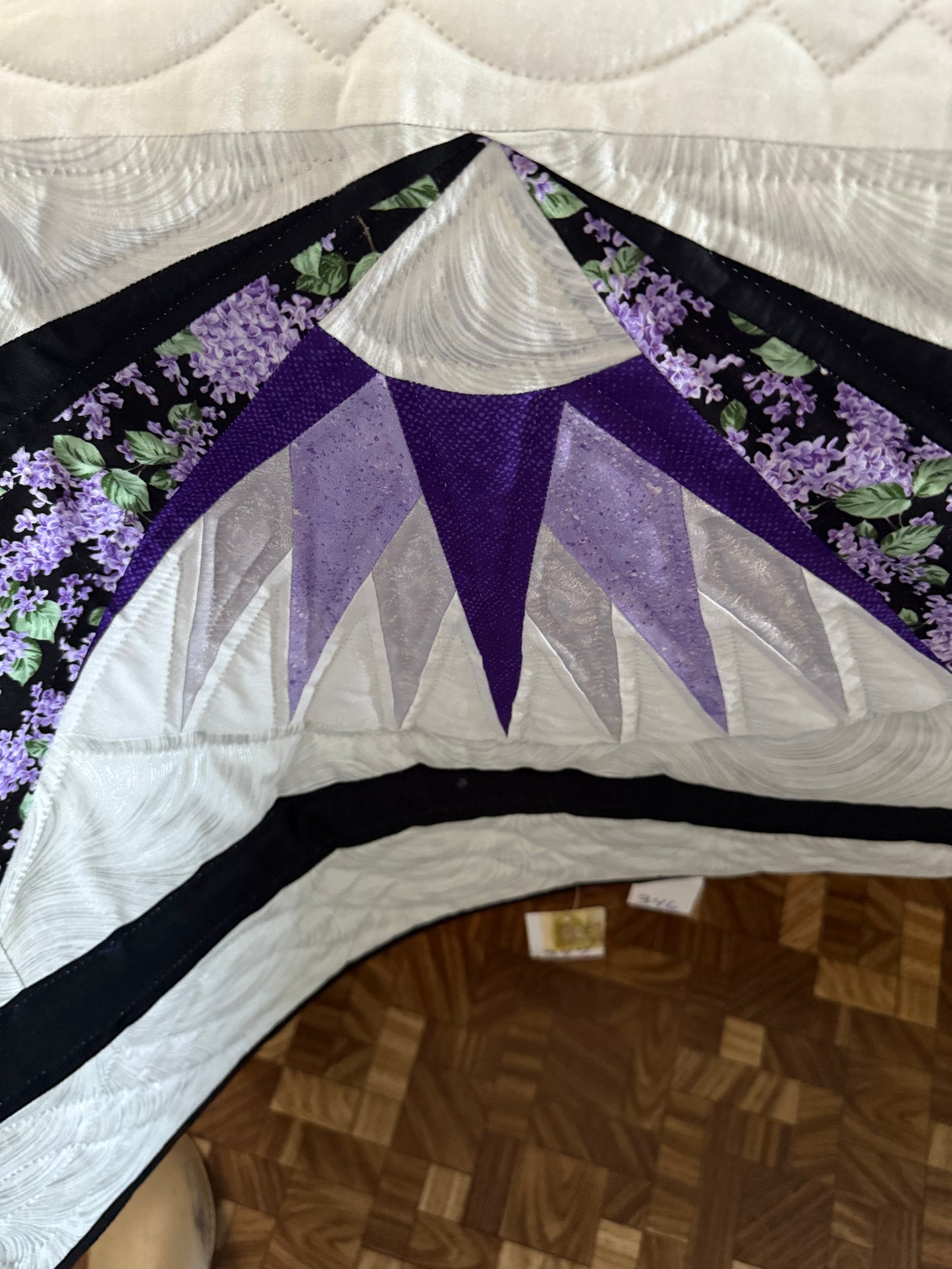 Amish Quilt (Mariner’s Compass) - Simple Life Amish Store