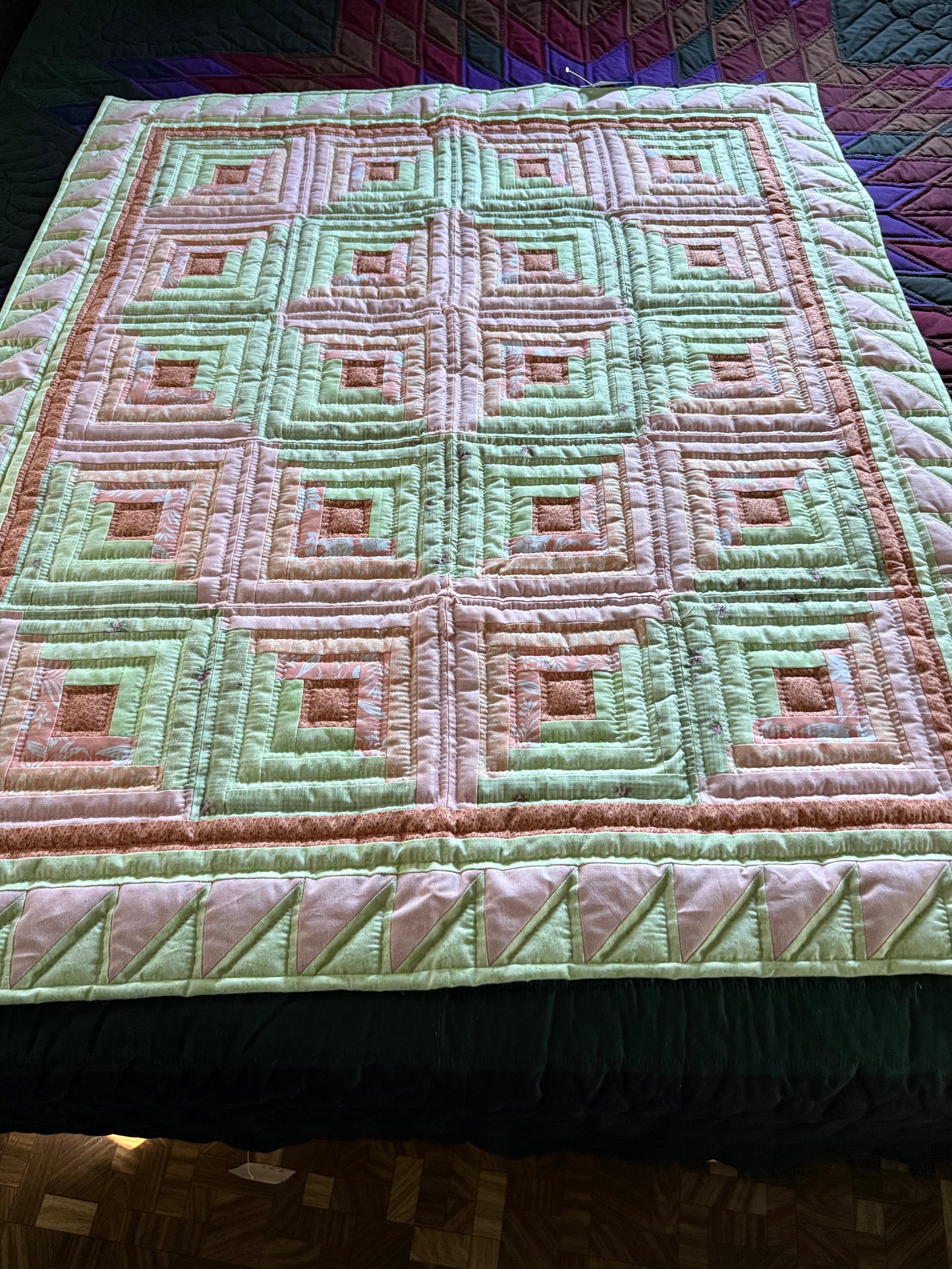 Lap Quilt (Log Cabin) - Simple Life Amish Store