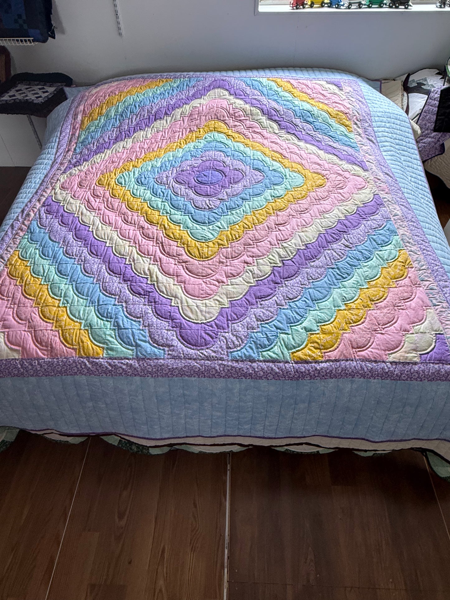 Amish Quilt (Love Ring) - Simple Life Amish Store