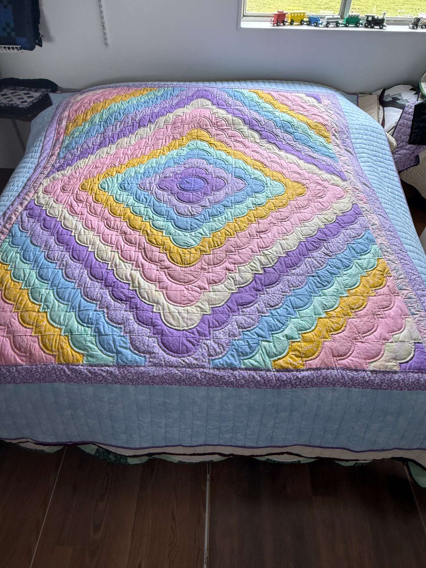 Amish Quilt (Love Ring) - Simple Life Amish Store