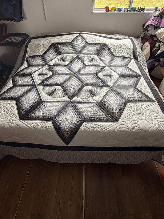 Amish Quilt (Star) - Simple Life Amish Store