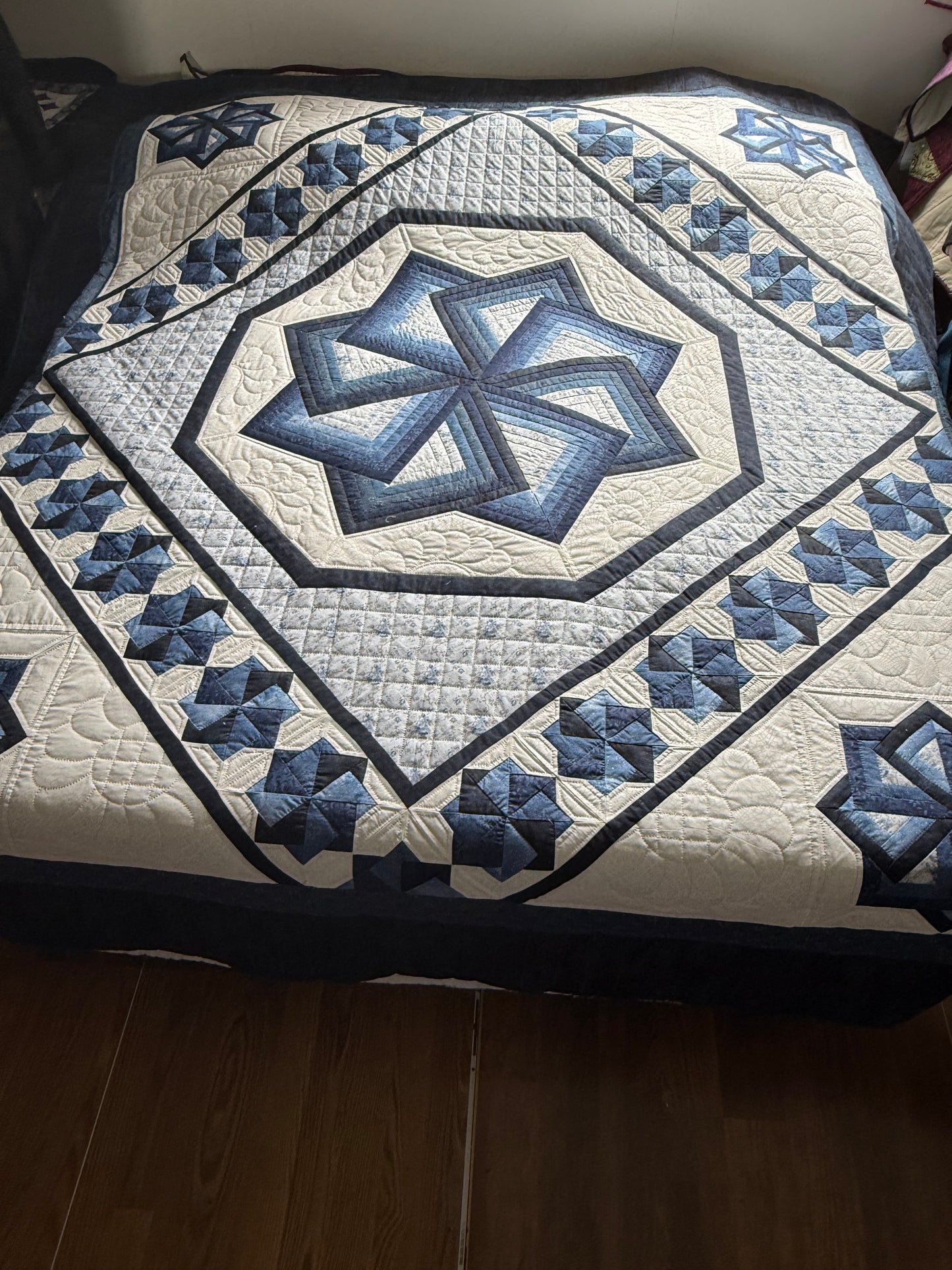 Amish Quilt (Spinning Star) - Simple Life Amish Store