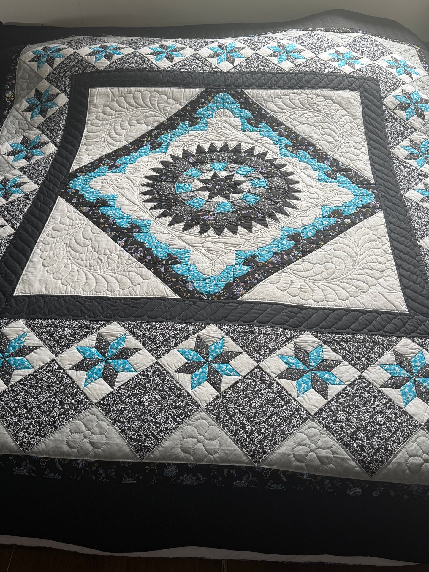 Amish Quilt (Georgetown Path) - Simple Life Amish Store