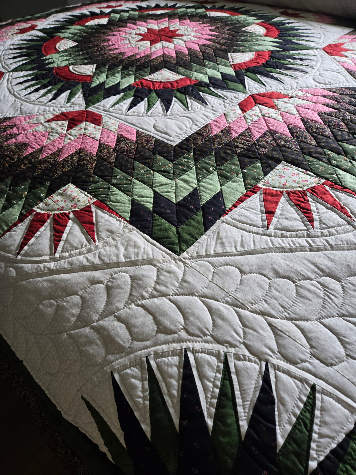Quilt-Amish Handmade-Mariners Star