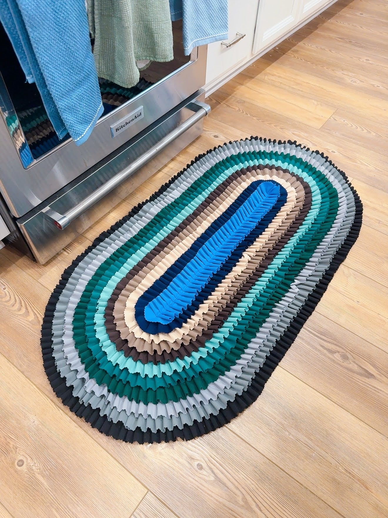 Amish Dress Material Fabric Rug - Simple Life Amish Store