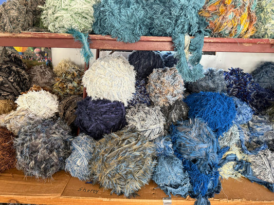 Meet the Amish Artisan Behind These Handmade Rugs and Table Runners