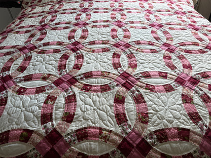 Amish  Quilt (Wedding Ring Pink)