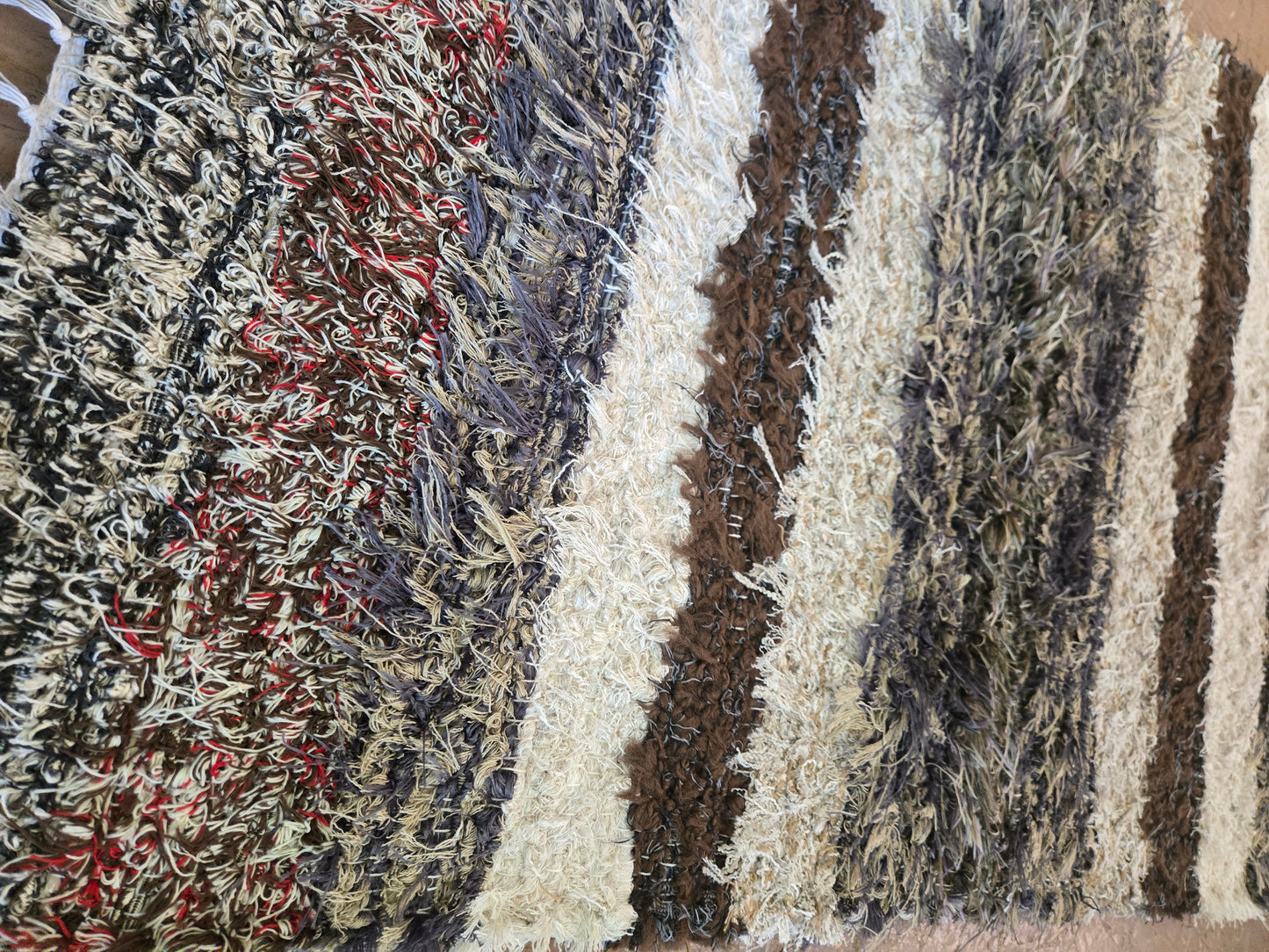 Amish Made Hand-Loomed Rug (44"x26")