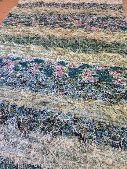 Amish Made Hand-Loomed Rug (44"x26")