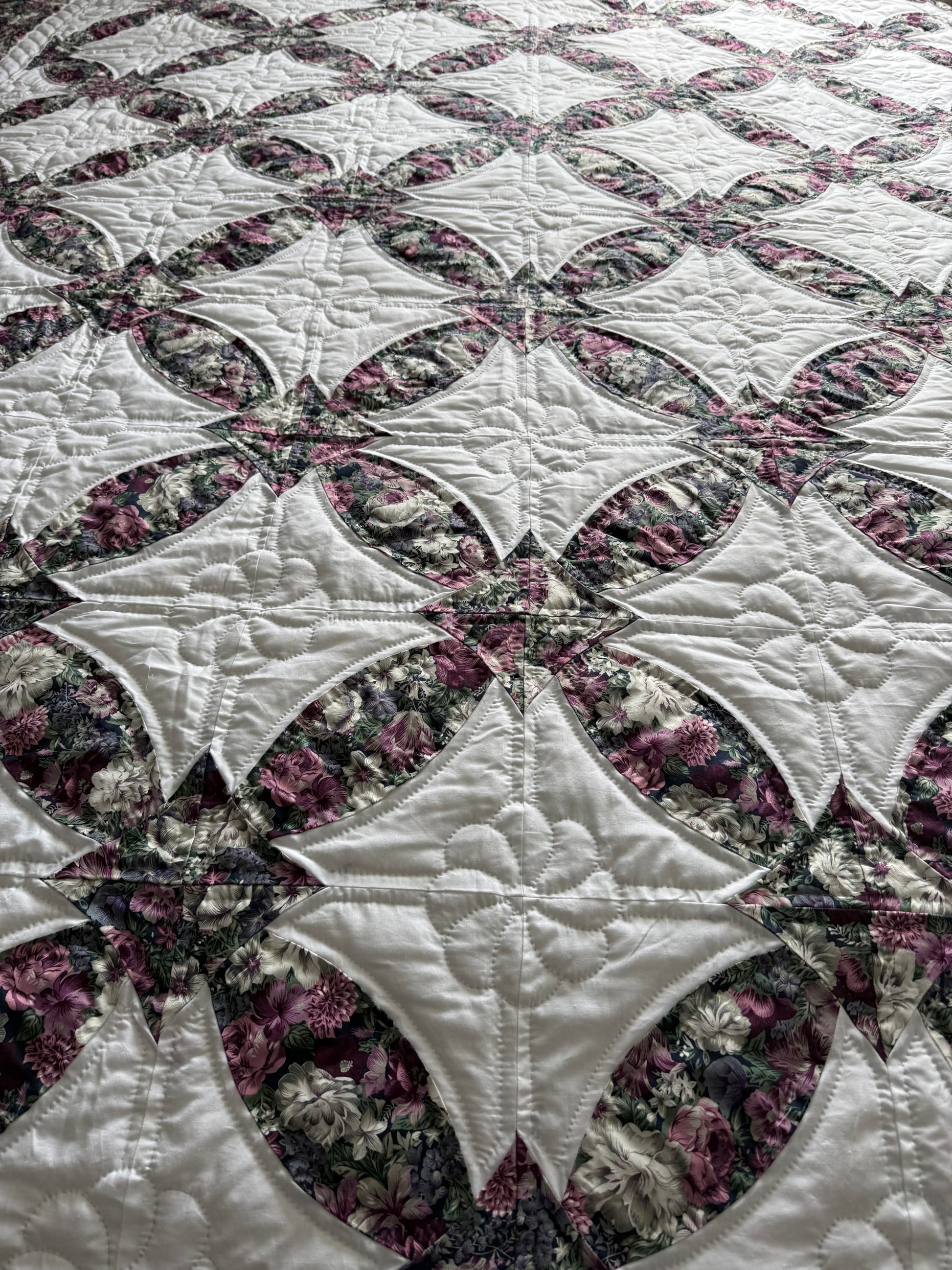 Amish  Quilt (Winner’s Circle). - Simple Life Amish Store