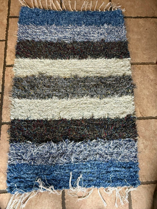 Amish Made Woven Rugs (Feelin' Blue and a little gray)