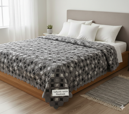 Amish Quilt (Cathedral Windows BLACK, WHITE AND GREY) - Simple Life Amish Store