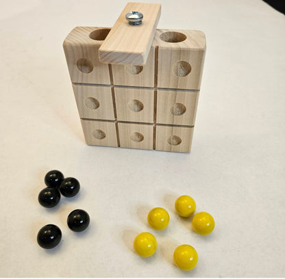 Amish tic tac toe game