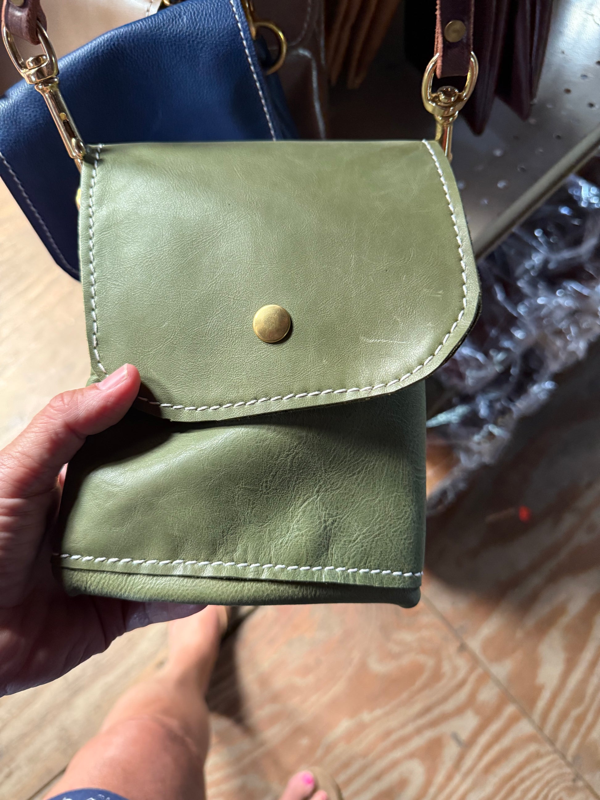Leather  Cross Body Purse -  Handmade CUSTOM Leather Purse by local Amish Artisans (MADE TO ORDER!) - Simple Life Amish Store