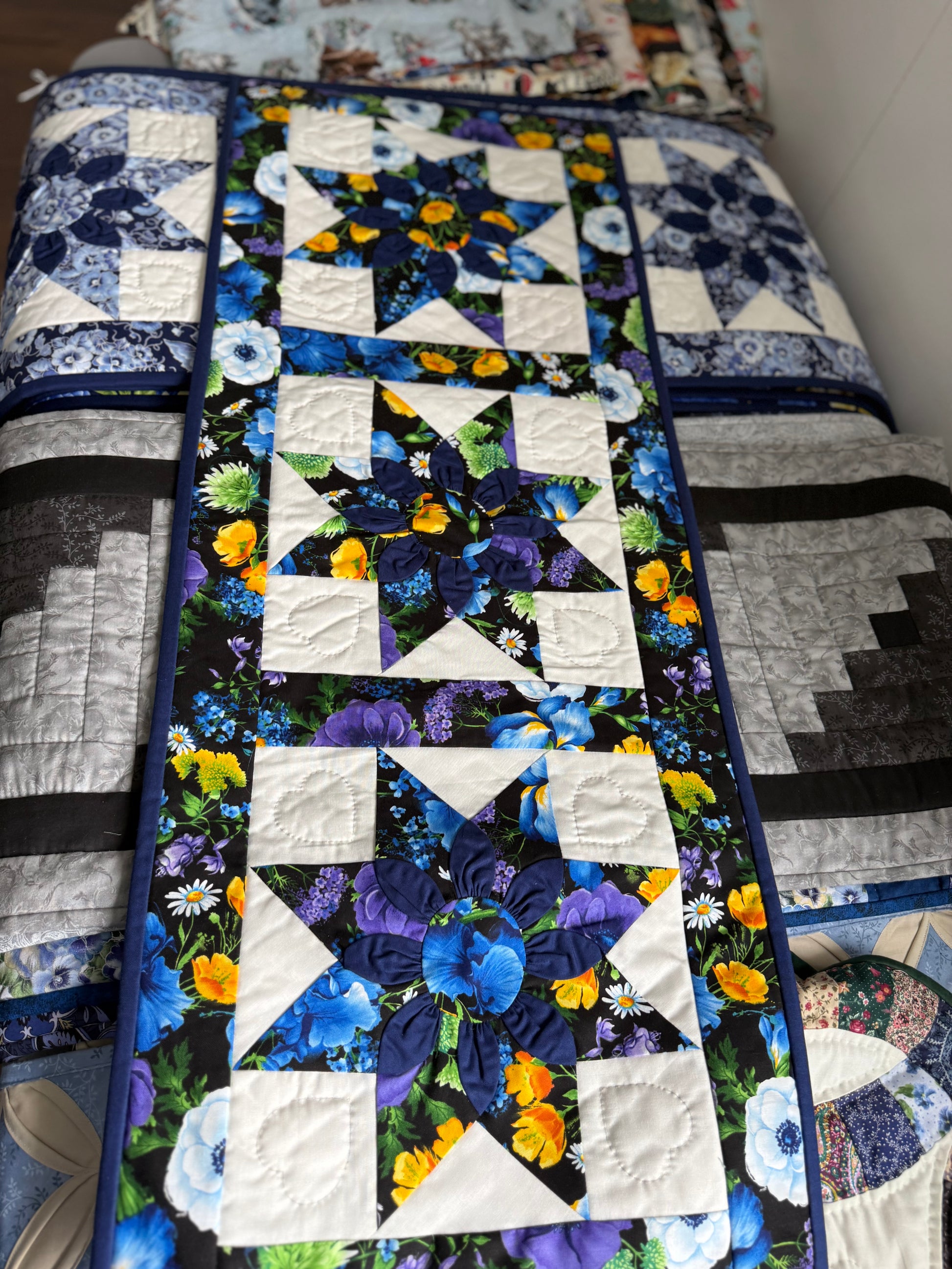 Amish quilted table runner - Simple Life Amish Store