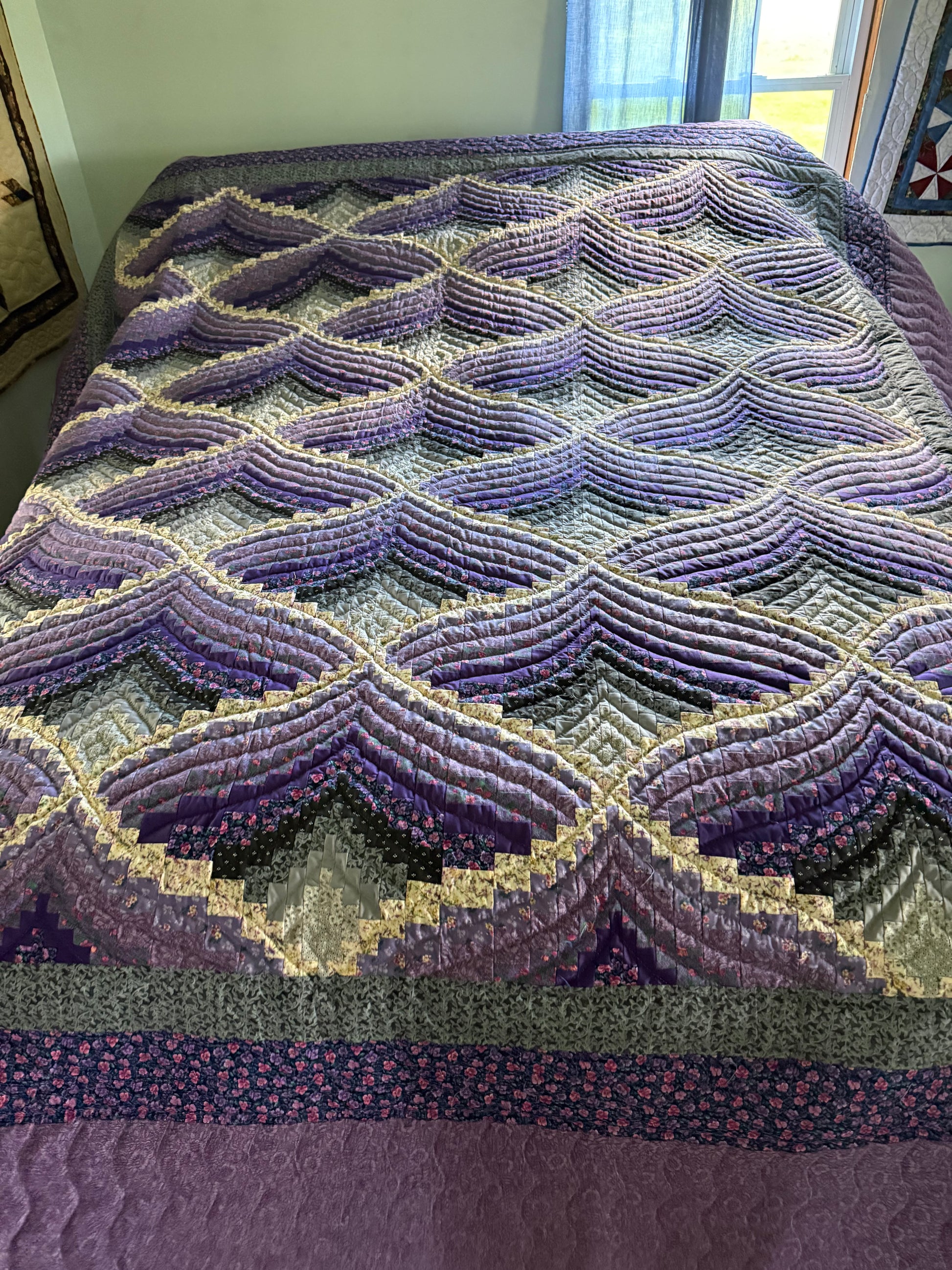 Amish Quilt (Mountain Echo) - Simple Life Amish Store