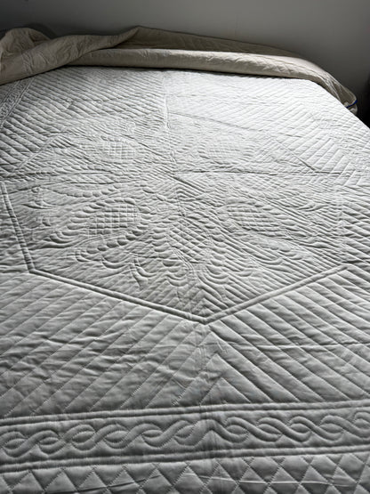 Amish Quilt (Feathered Pineapple) - Simple Life Amish Store