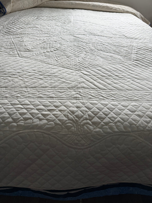 Amish Quilt (Feathered Pineapple) - Simple Life Amish Store