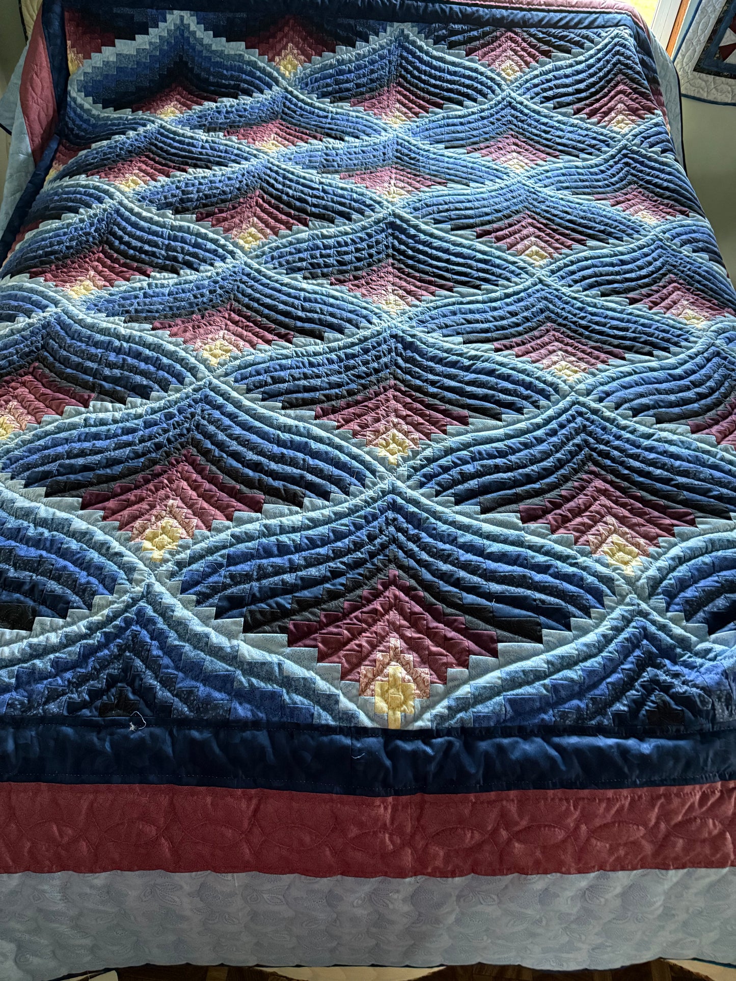 Amish Quilt (Mountain Echo -traditional Amish colors