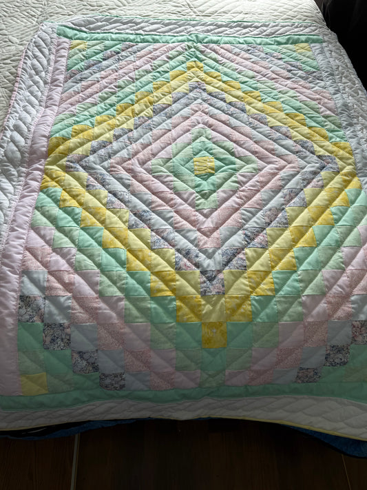 Amish hand quilted  lap quilt or baby quilt