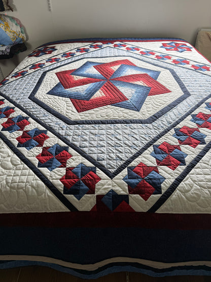 Amish Quilt (Spinning Star)