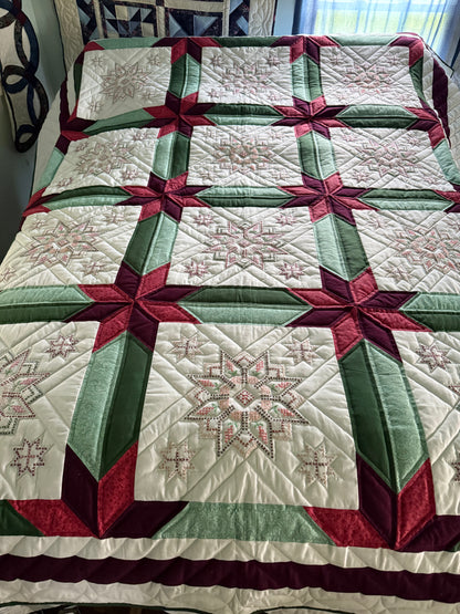Amish Quilt (Star of Bethlehem or Star flower with embroidery)