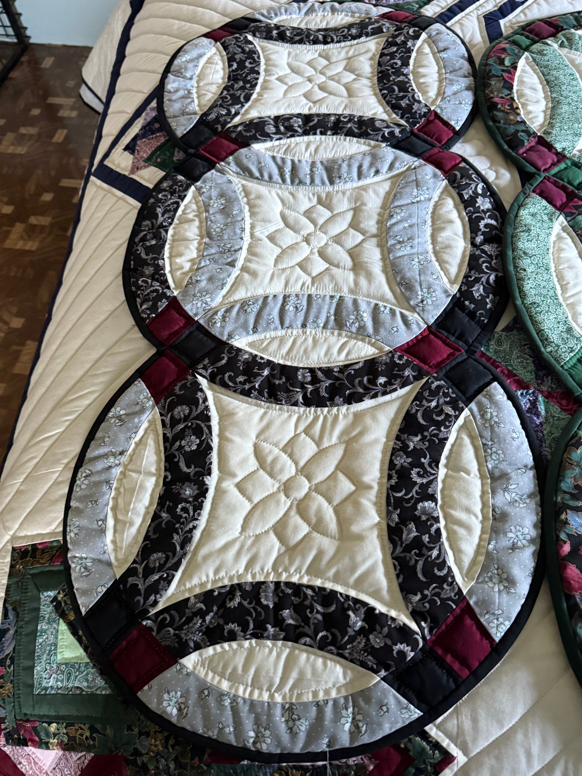 Amish quilted table runner - Simple Life Amish Store