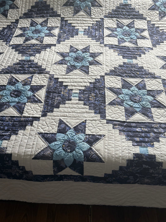 Amish Quilt (Log Cabin Star Dahlia) - Simple Life Amish Store