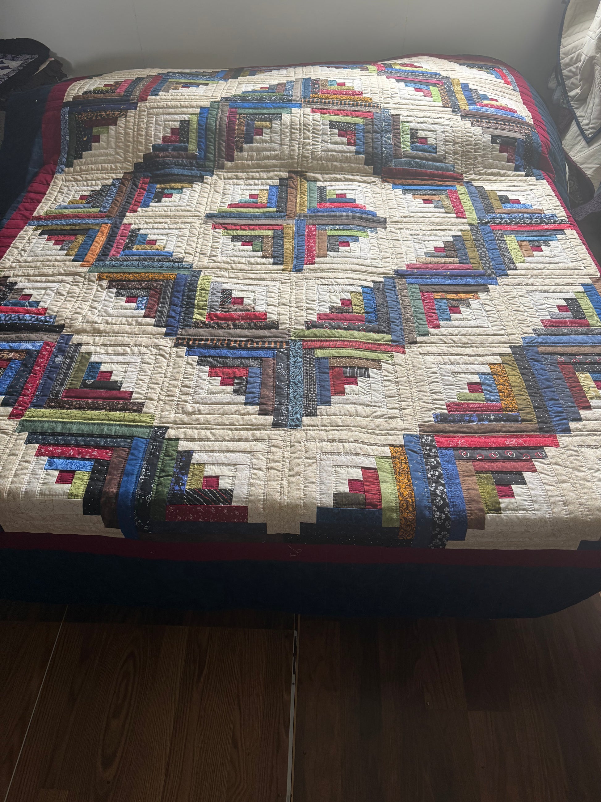 Amish Quilt (Log Cabin) - Simple Life Amish Store